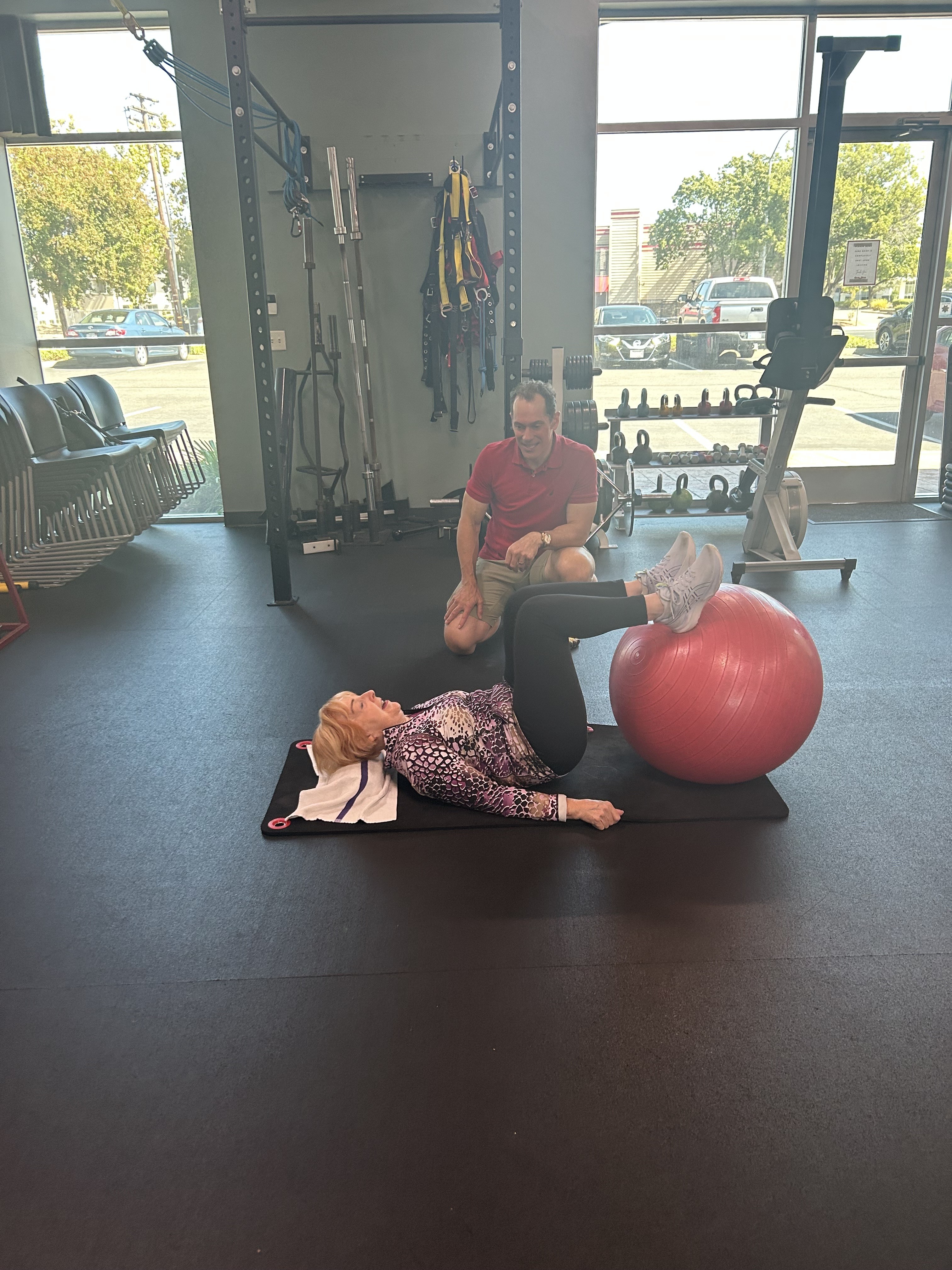 Trainer working one-on-one with a client at Folsom Personal Training Center